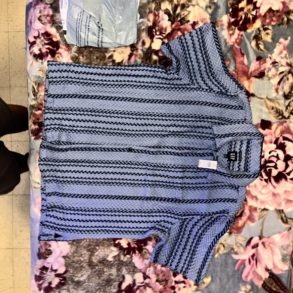 Thick Knit Short Sleeve Collar Shirt - Picture 3 of 6